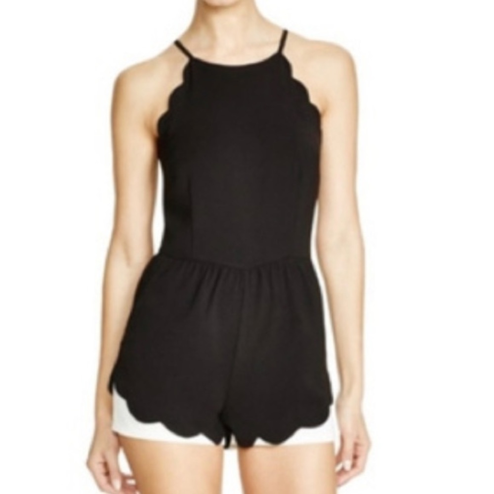 Aqua Scalloped Romper; Navy and White; size S